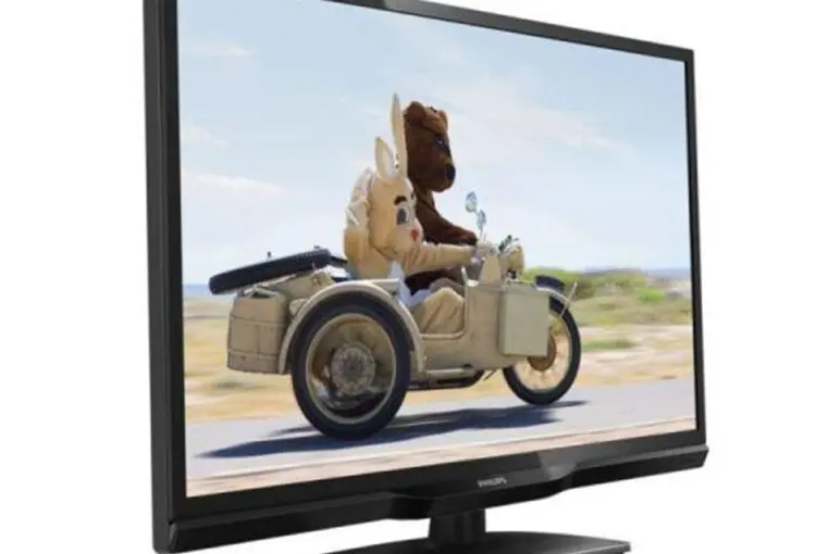 PHILIPS 82 EKRAN FULL HD UYDULU LED TV